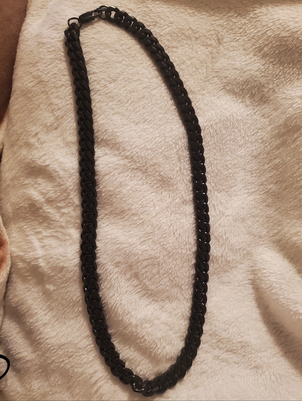 Chunky Cuban Link Chain - Picture 3 of 10